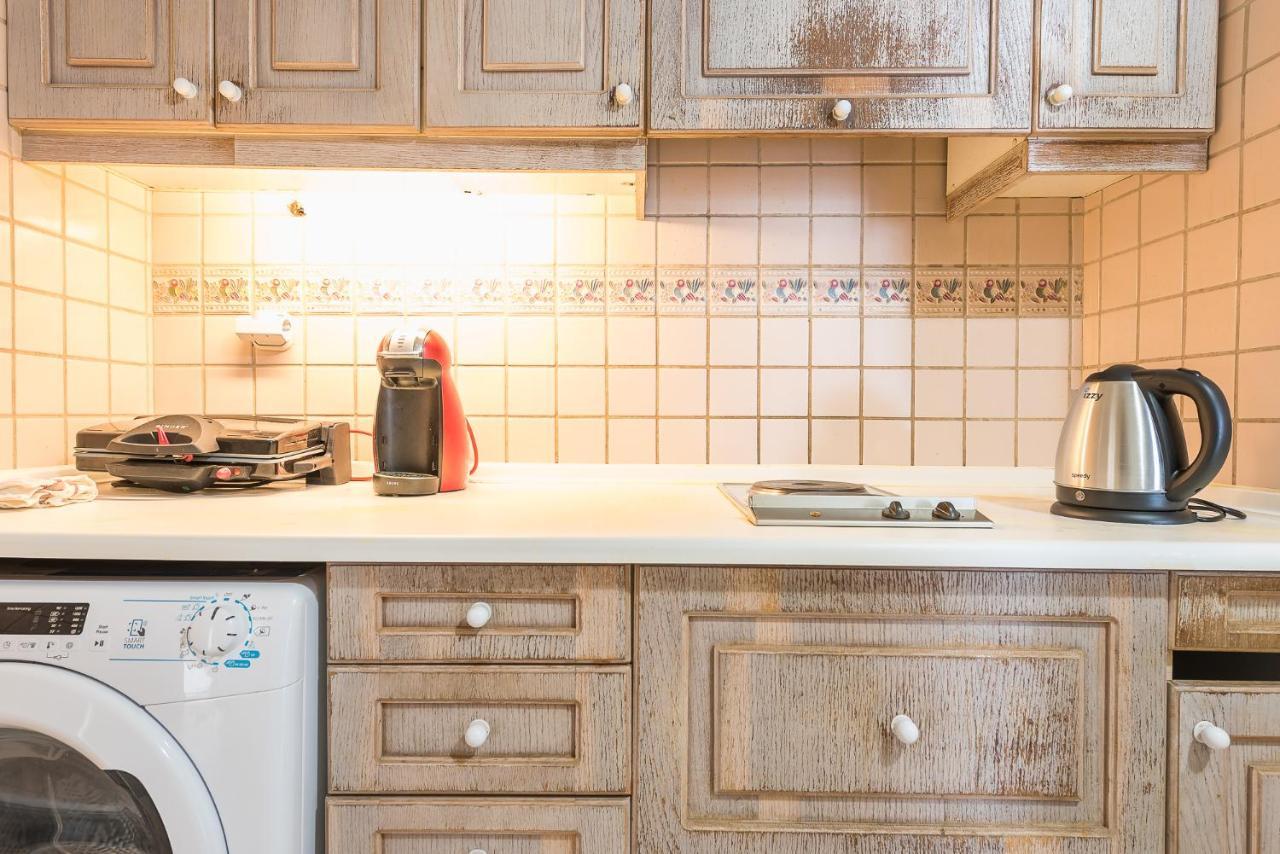 Victoria Capitan Apartments Ateny Zewnętrze zdjęcie