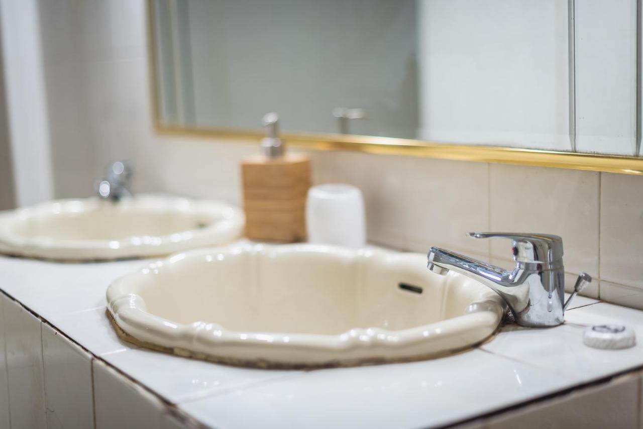 Victoria Capitan Apartments Ateny Zewnętrze zdjęcie